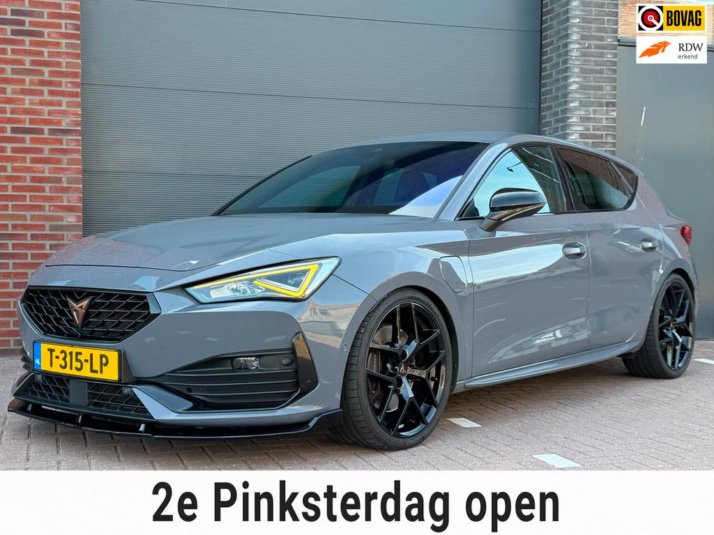 Cupra Leon 1.4 e-Hybrid 245 Graphene Grey, werkelijk uniek!, Auto's, Cupra, Gebruikt, 4 cilinders, Leon, Leder en Stof