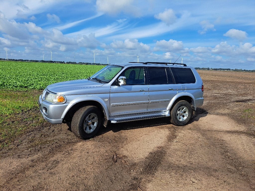 Mitsubishi Pajero Sport 3.0 V6 AUT LPG G3 NAP, Auto's, Automaat, Verwarmde buitenspiegels, Zwart, Particulier