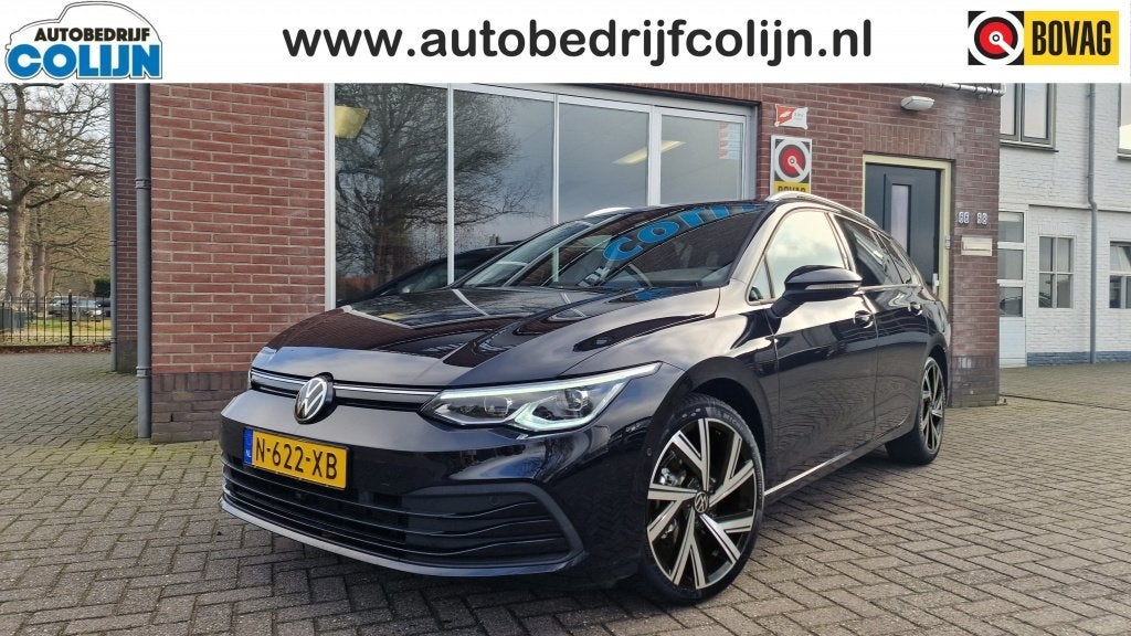 Volkswagen Golf Variant 1.0 TSI Life Business, Stoel&stuurve, Stof, Gebruikt, Zwart, Origineel Nederlands