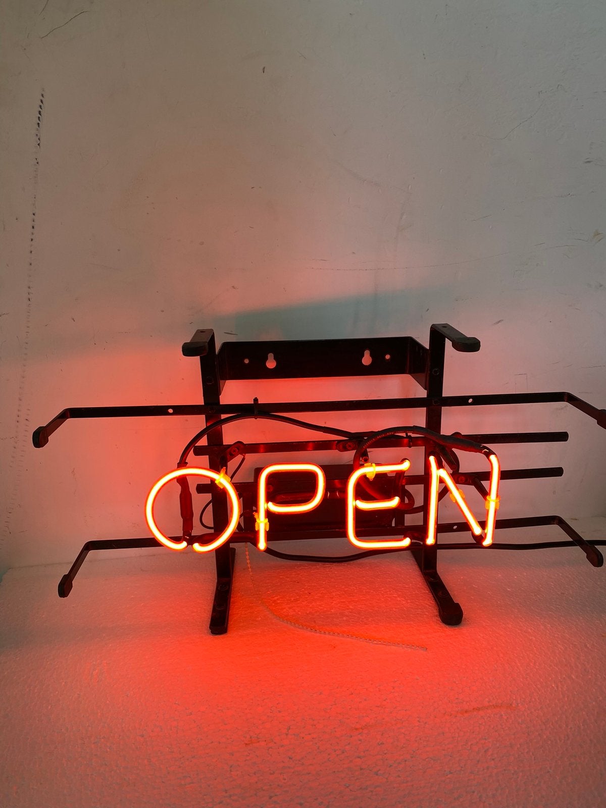 Neonreclame OPEN , jaren 80, Verzamelen, Ophalen, Gebruikt, Lichtbak of (neon) lamp, Onbekend