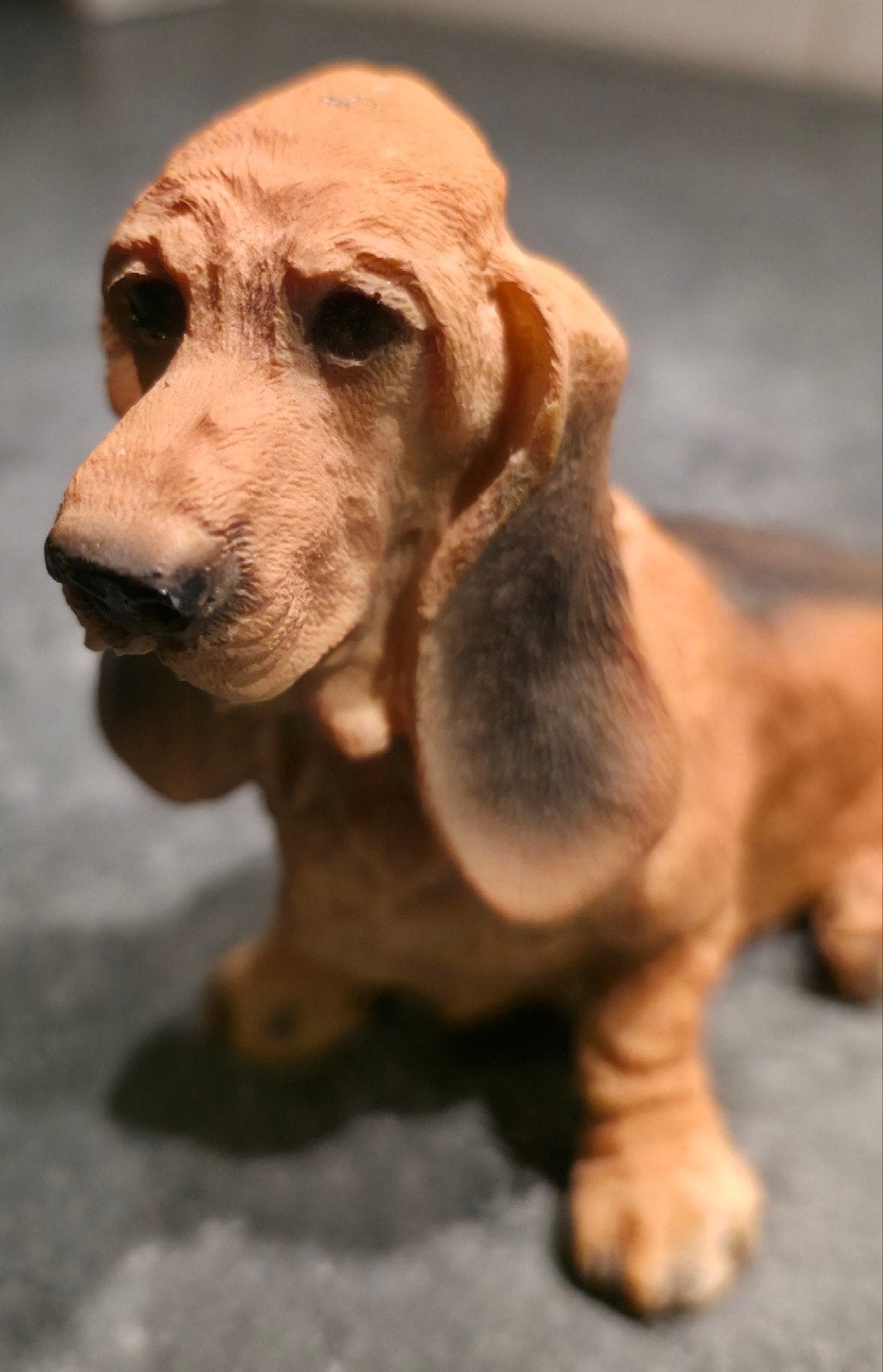 Schattig beeldje van een Basset Hound, Ophalen of Verzenden, Gebruikt, Dier