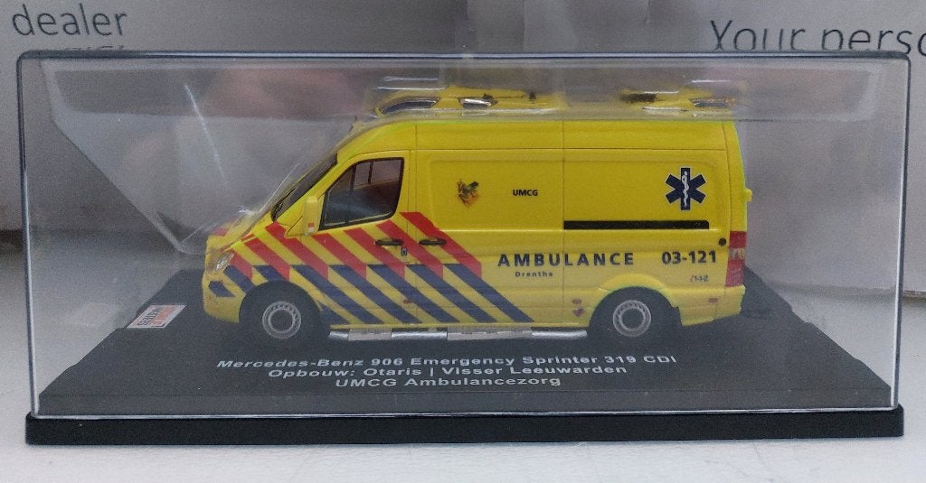 Scalemasters 1:43 Mercedes-Benz Sprinter ambulance 03-121, Ophalen of Verzenden, Nieuw, Auto, Overige merken