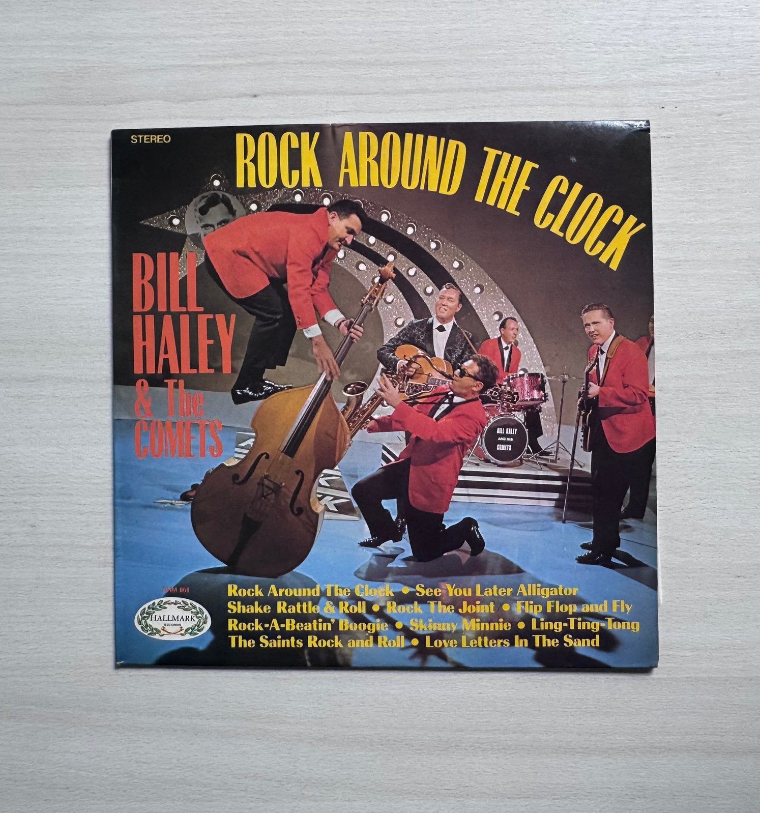 Bill Haley - Rock Around the Clock (UK -1970), Ophalen of Verzenden, Zo goed als nieuw, 12 inch