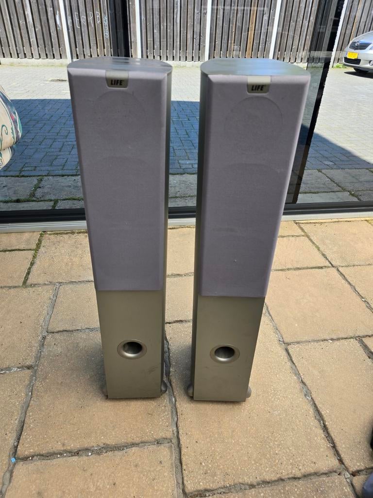 LIFE L40701 Vloerstaande Speakers - Set van 2 € 75 euro, Gebruikt, 120 watt of meer, Front, Rear of Stereo speakers, Ophalen