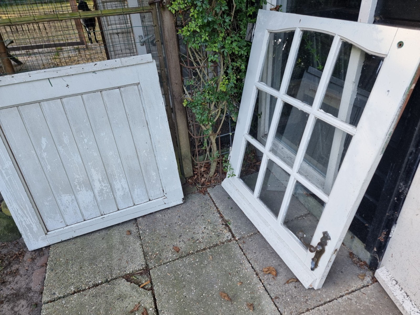 Deur: oude houten buitendeur, Ophalen, 80 tot 100 cm, Buitendeur, 200 tot 215 cm