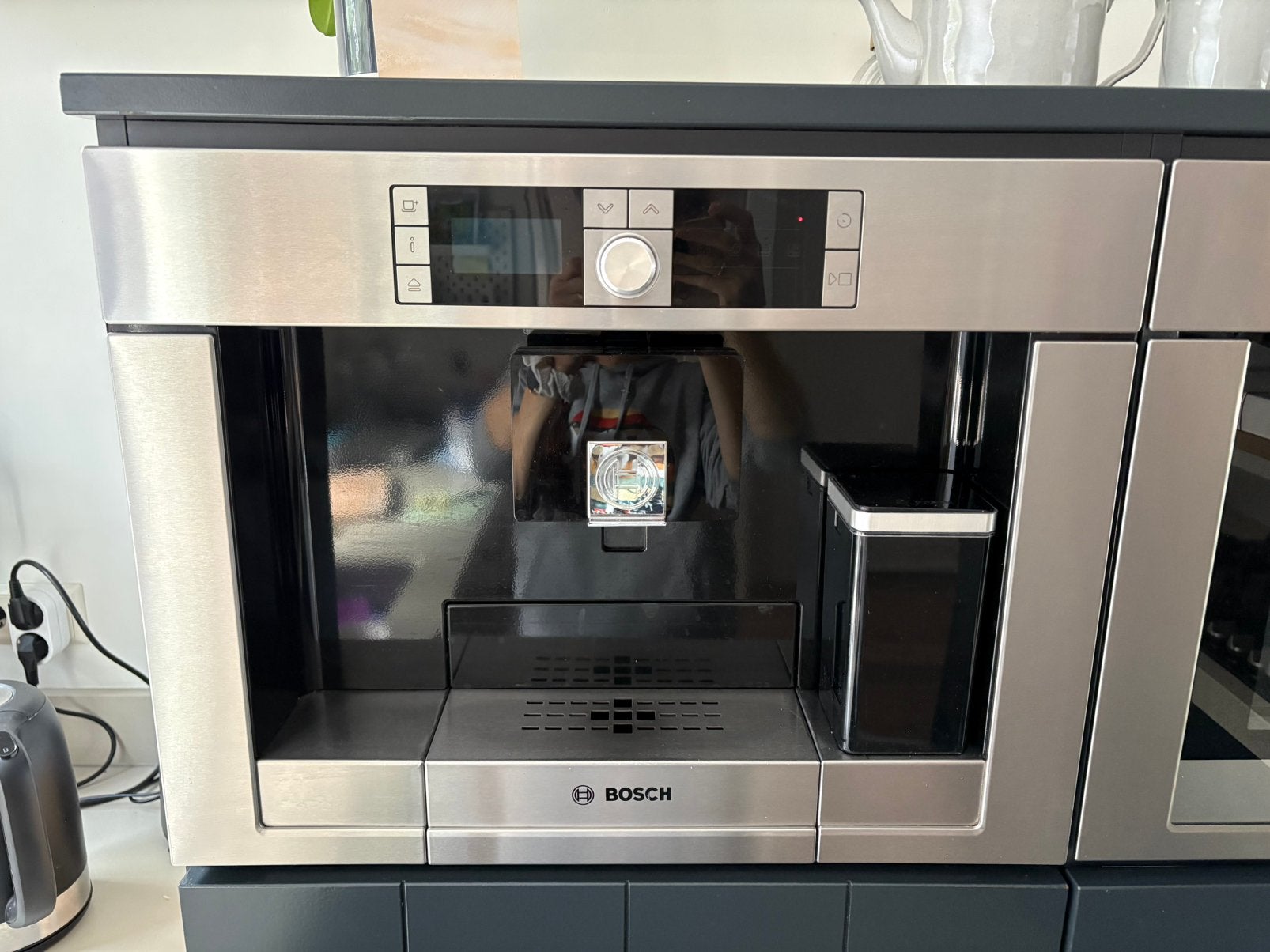 Bosch TCC78K750 inbouw koffieautomaat RVS – volledig werkend, Ophalen, 10 kopjes of meer, Koffiemachine, Koffiebonen