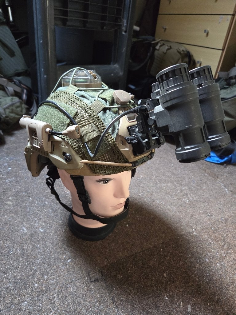 NEXUS SF M3 BALSTIC helm, Verzamelen, Ophalen of Verzenden, Marine, Nederland, Embleem of Badge