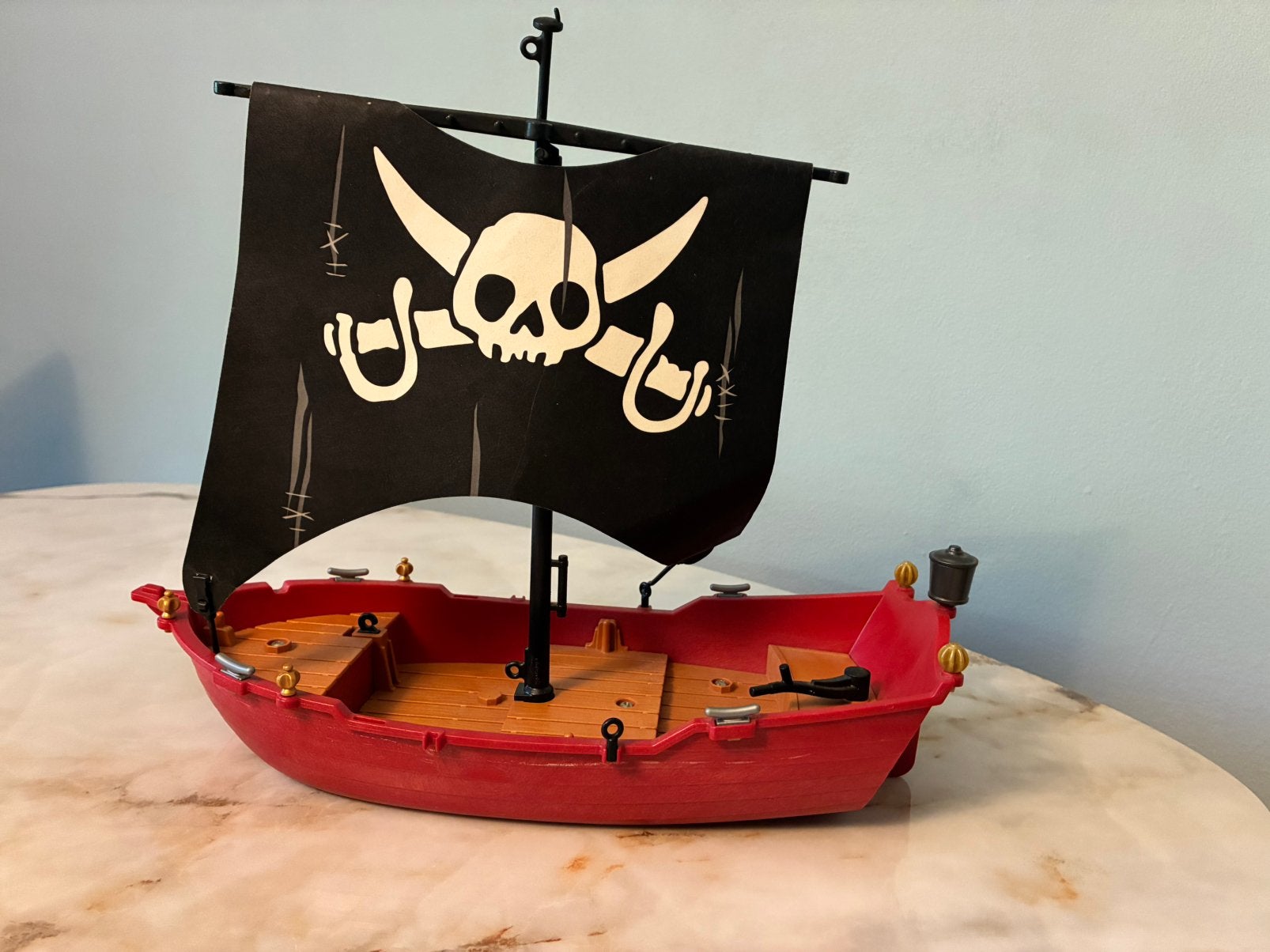 Playmobil Piratenboot met piraten en schateiland, Ophalen of Verzenden, Zo goed als nieuw