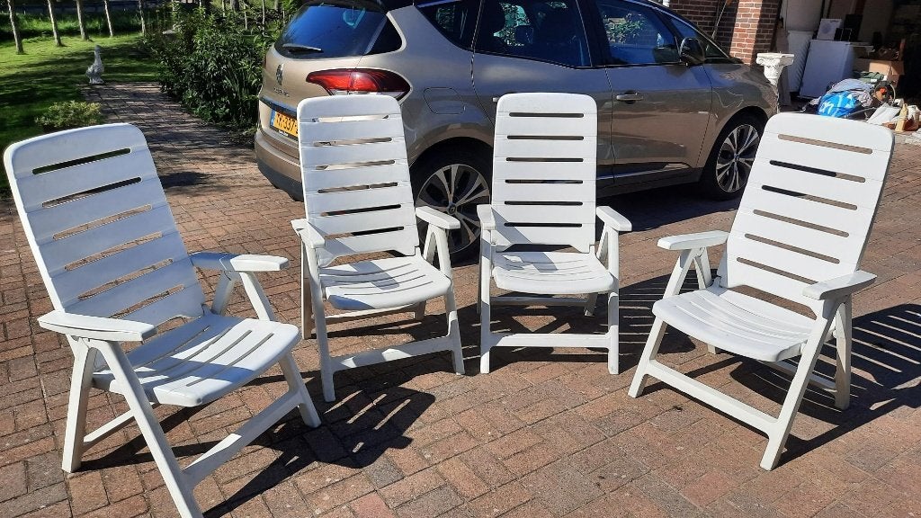 Tuinstoelen set van 4 stoelen Wit z.g.a.n., Ophalen, Zo goed als nieuw, Kunststof, Inklapbaar