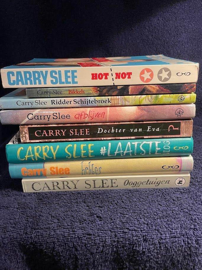 8 Jeugdboeken van Carry Slee., Boeken, Ophalen of Verzenden, Gelezen, Carry Slee, Fictie