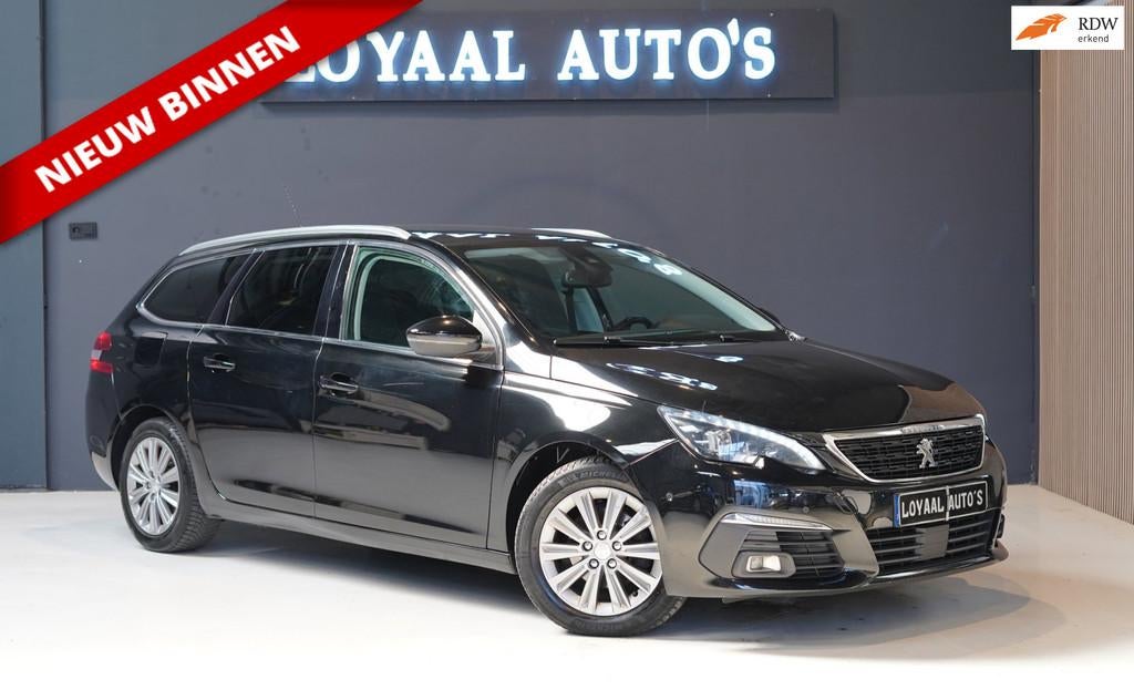 Peugeot 308 SW 1.2 PureTech Allure | AUT | NAVI | GLAZEN-DAK, Auto's, Stof, Gebruikt, 1199 cc, 635 kg