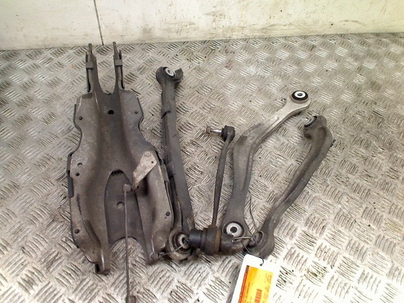 Draagarm Set Mercedes-Benz CL (215) (1999-03/2006-09), Gebruikt, Mercedes-Benz AG, Mercedes-Benz, Mercedesstraße 120, Stuttgart 70372, , Duitsland