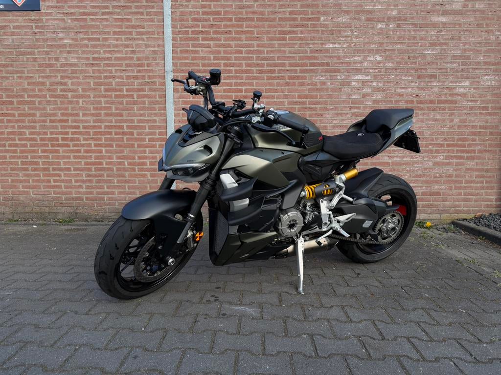 Ducati Streetfighter V2 – Storm Green (2023) – Full Option!, Motoren, Motoren | Ducati, Motorrijbewijs A, Gebruikt, 3 cilinders