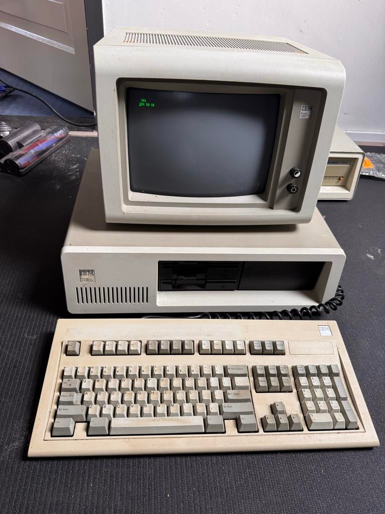 Vintage IBM Personal Computer 5160 met WORM drive (jaren '80, Ophalen of Verzenden