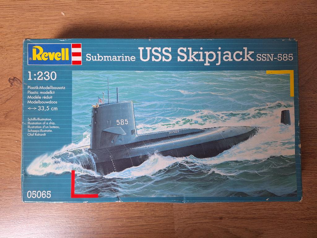 1:230 1/230 Revell Submarine USS Skipjack SSN-585, Ophalen of Verzenden, Zo goed als nieuw, 1:200 of kleiner, Revell