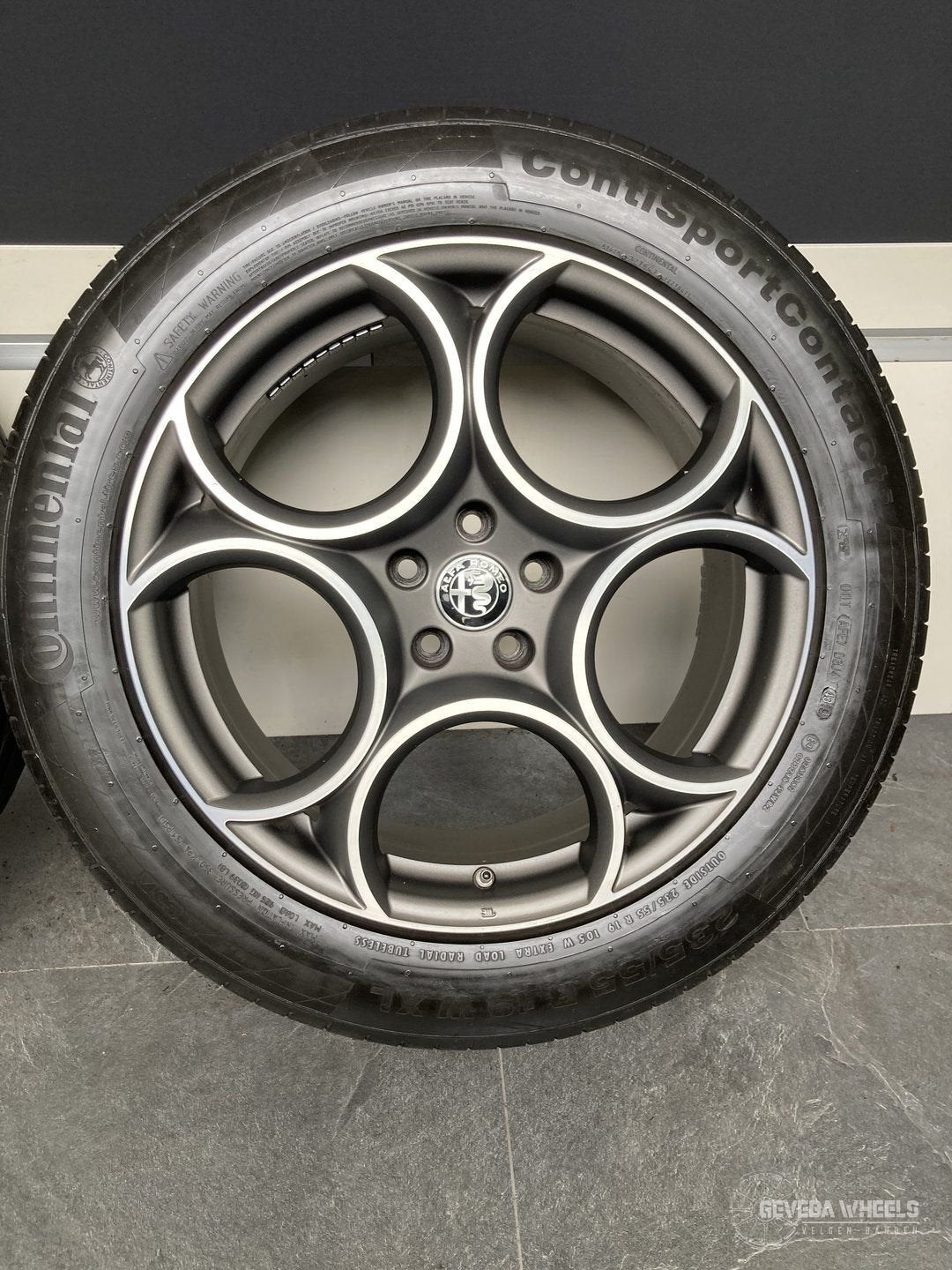 19” originele Alfa Romeo Stelvio velgen + banden 5x110 15611, Auto-onderdelen, 19 inch, Gebruikt, -, -