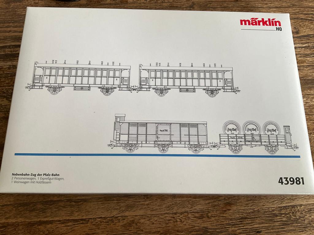 Marklin goederenwagons uit set 43981 (PfalzBahn), Ophalen, Wisselstroom, Wagon, Zo goed als nieuw