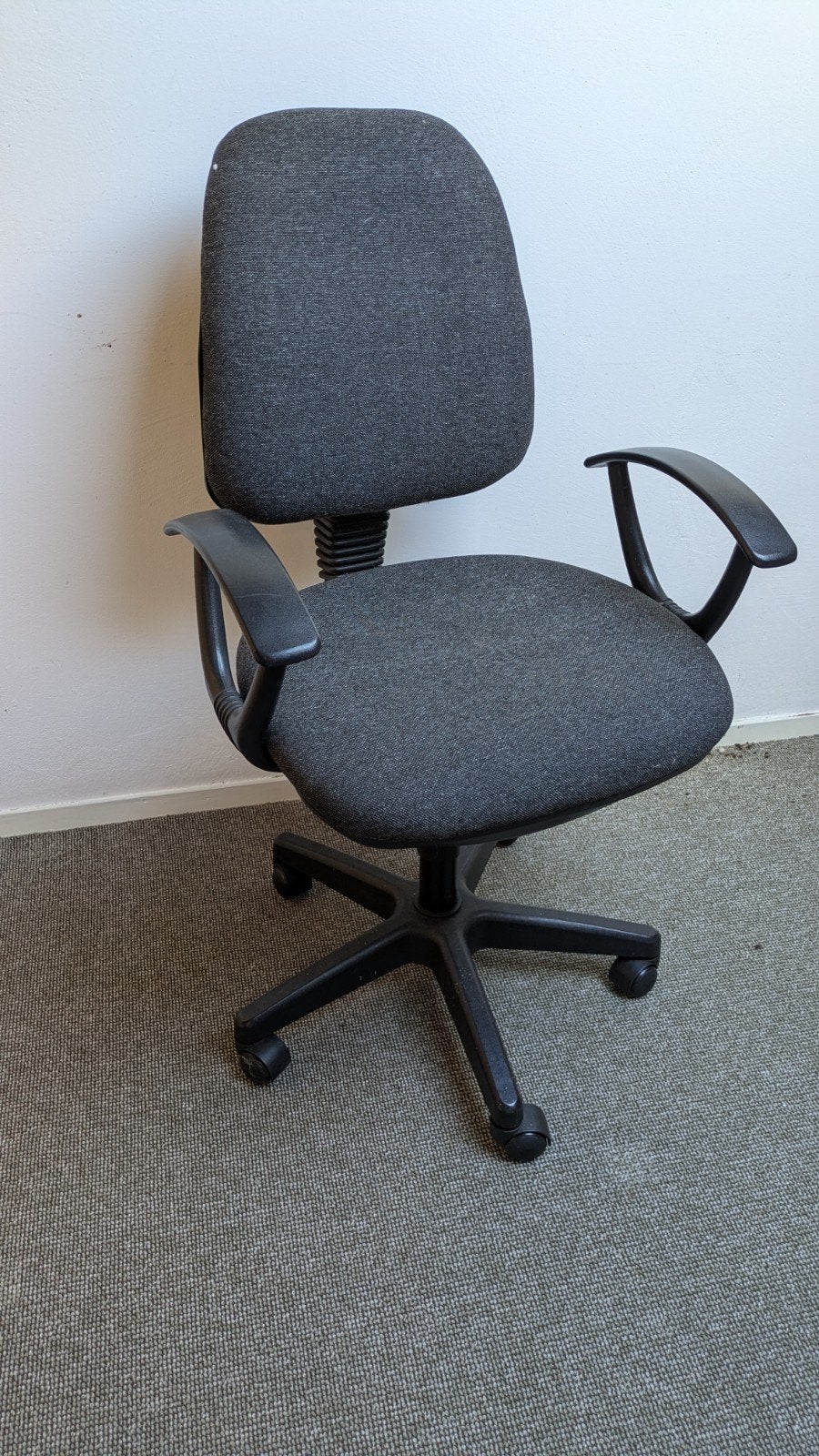 Comfortabele Bureaustoel - Grijs, Ophalen, Gebruikt, Grijs, Bureaustoel