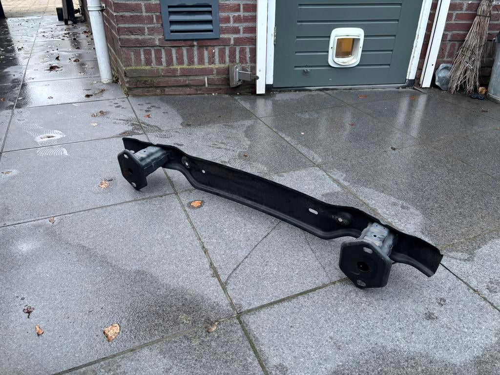 Achterbumperbalk / crashbar bmw 120i 2018 F20 F21, Gebruikt, Ophalen of Verzenden, Achter, Bumper