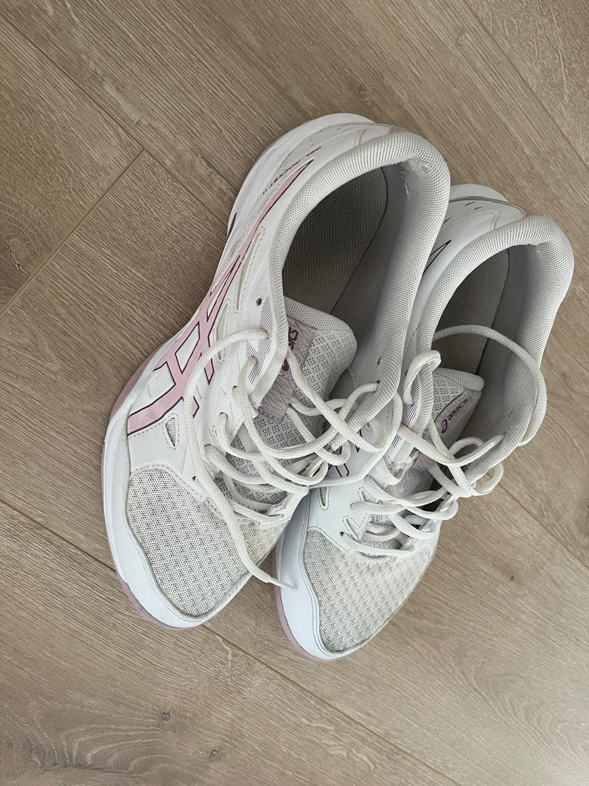 ASICS GEL-ROCKET 11 Sportschoenen - Wit/Roze maat 41, Ophalen of Verzenden, Zo goed als nieuw, Wit, Sportschoenen