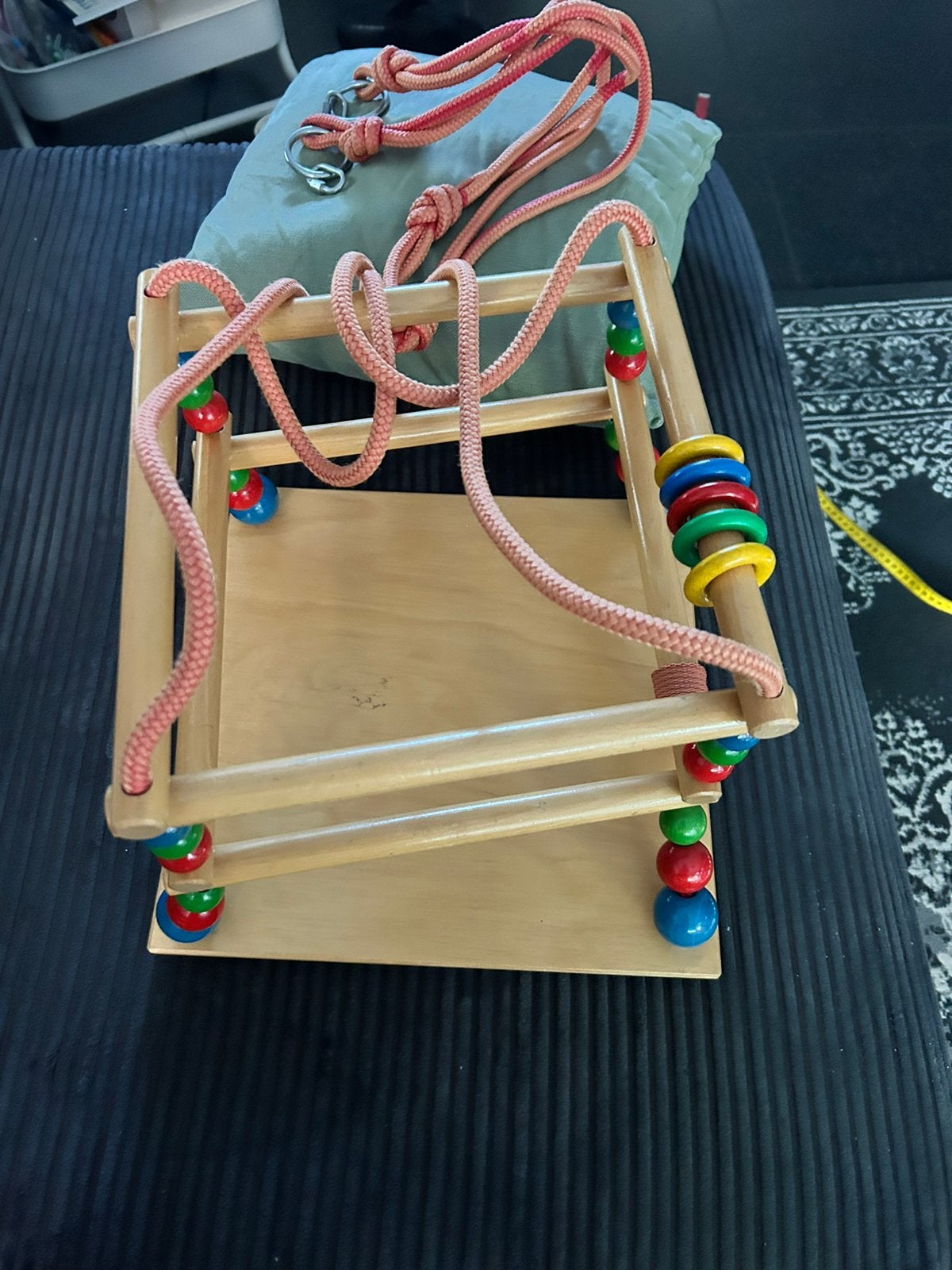 Leuke vintage  houten Schommel met kralen, Ophalen of Verzenden, Gebruikt, Schommel