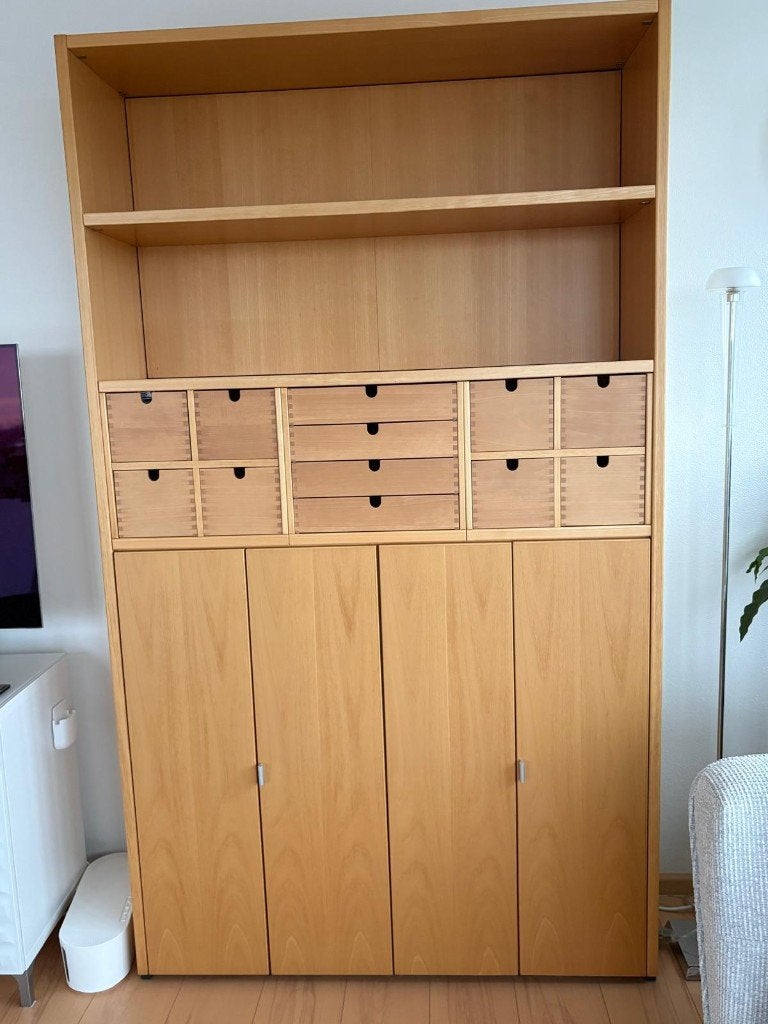 Hulsta beuken wandkast, veel opbergruimte, Huis en Inrichting, Kasten | Wandmeubels, Gebruikt, 200 cm of meer, Minder dan 150 cm