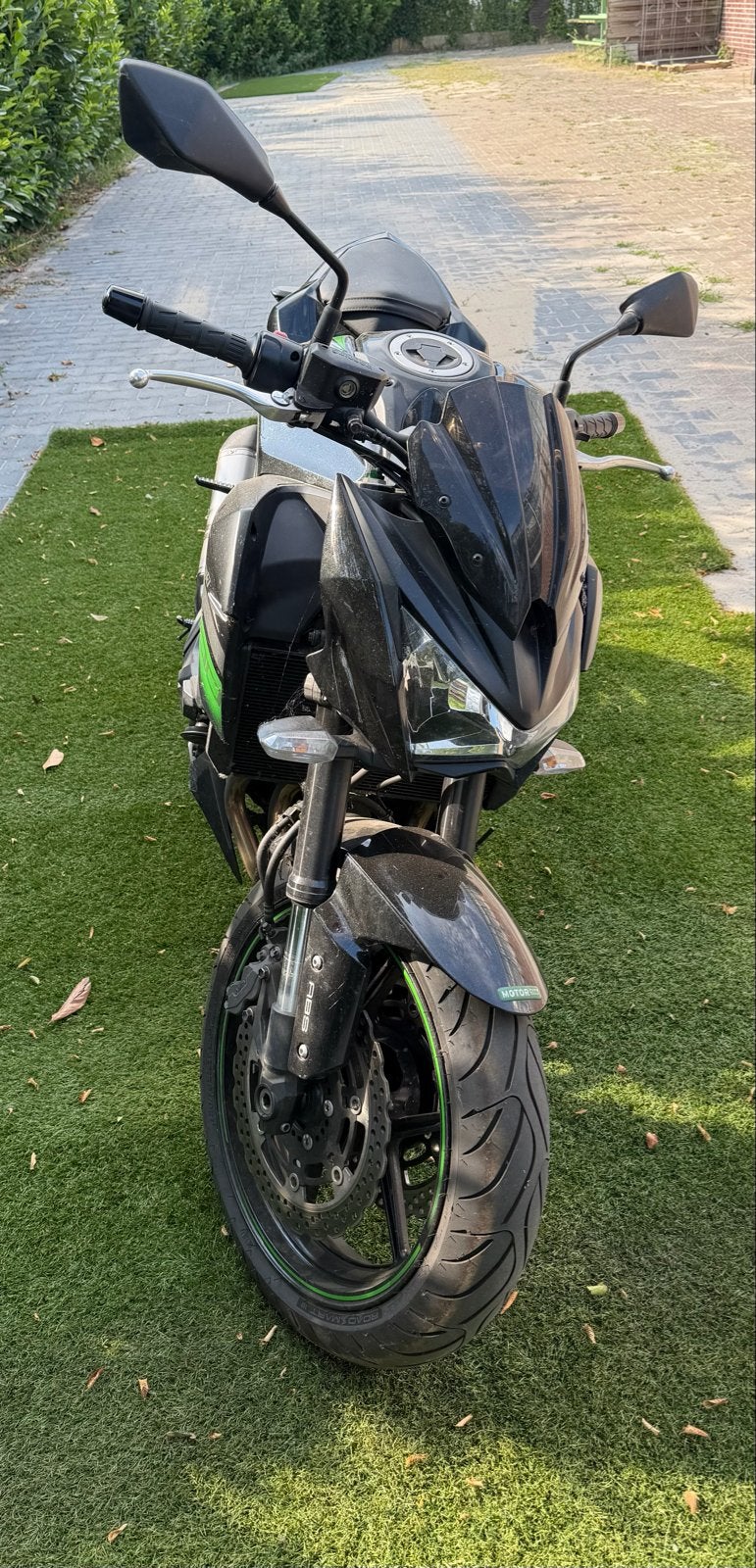 Kawasaki Z800 - Krachtige Naked Bike met ABS, Motoren, 4 cilinders, Motorrijbewijs A, Gebruikt, Particulier