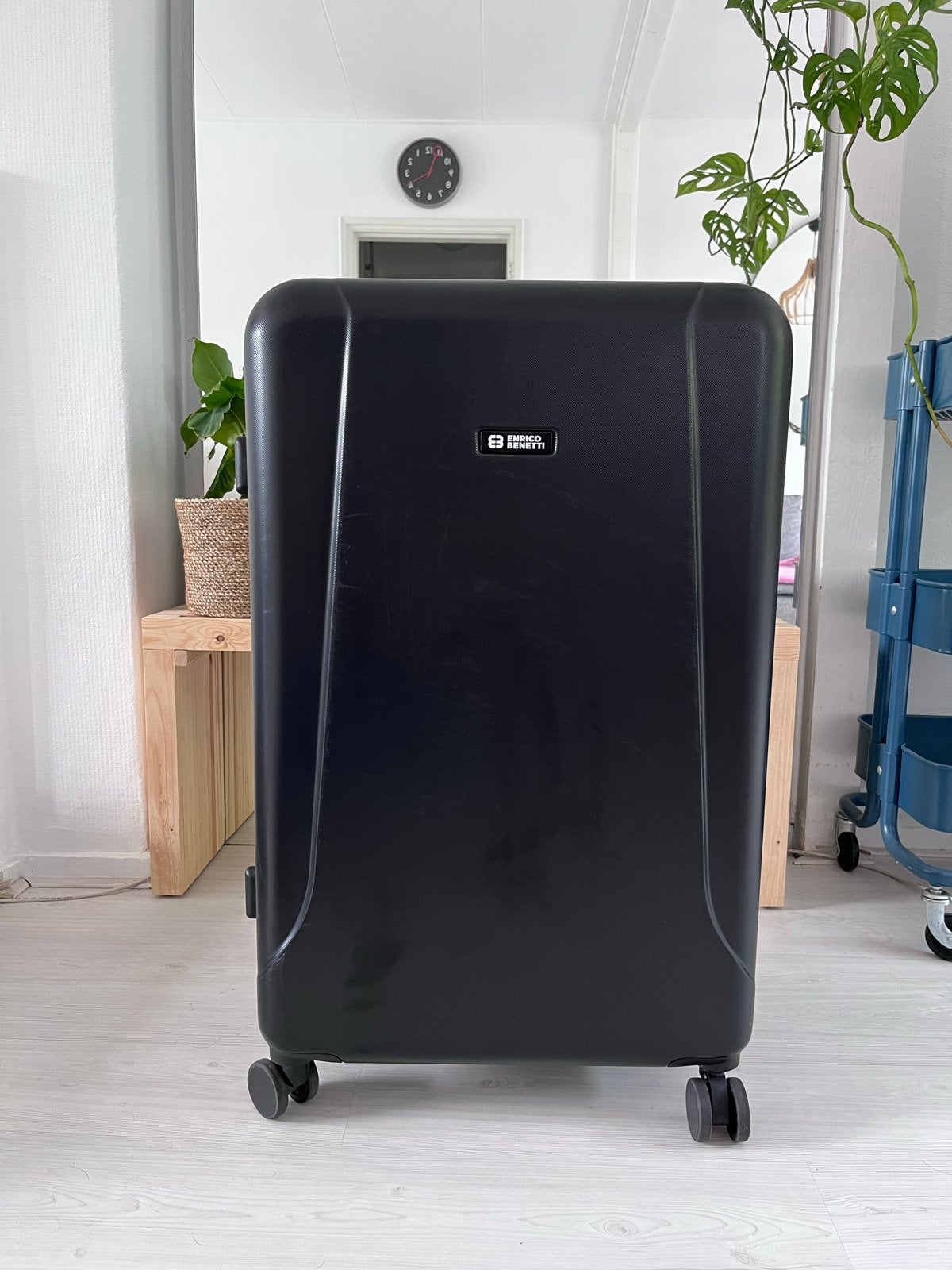 Enrico Benetti Koffer Zwart - Ruime Reiskoffer met Wieltjes, Ophalen, Gebruikt, Hard kunststof, 45 tot 55 cm