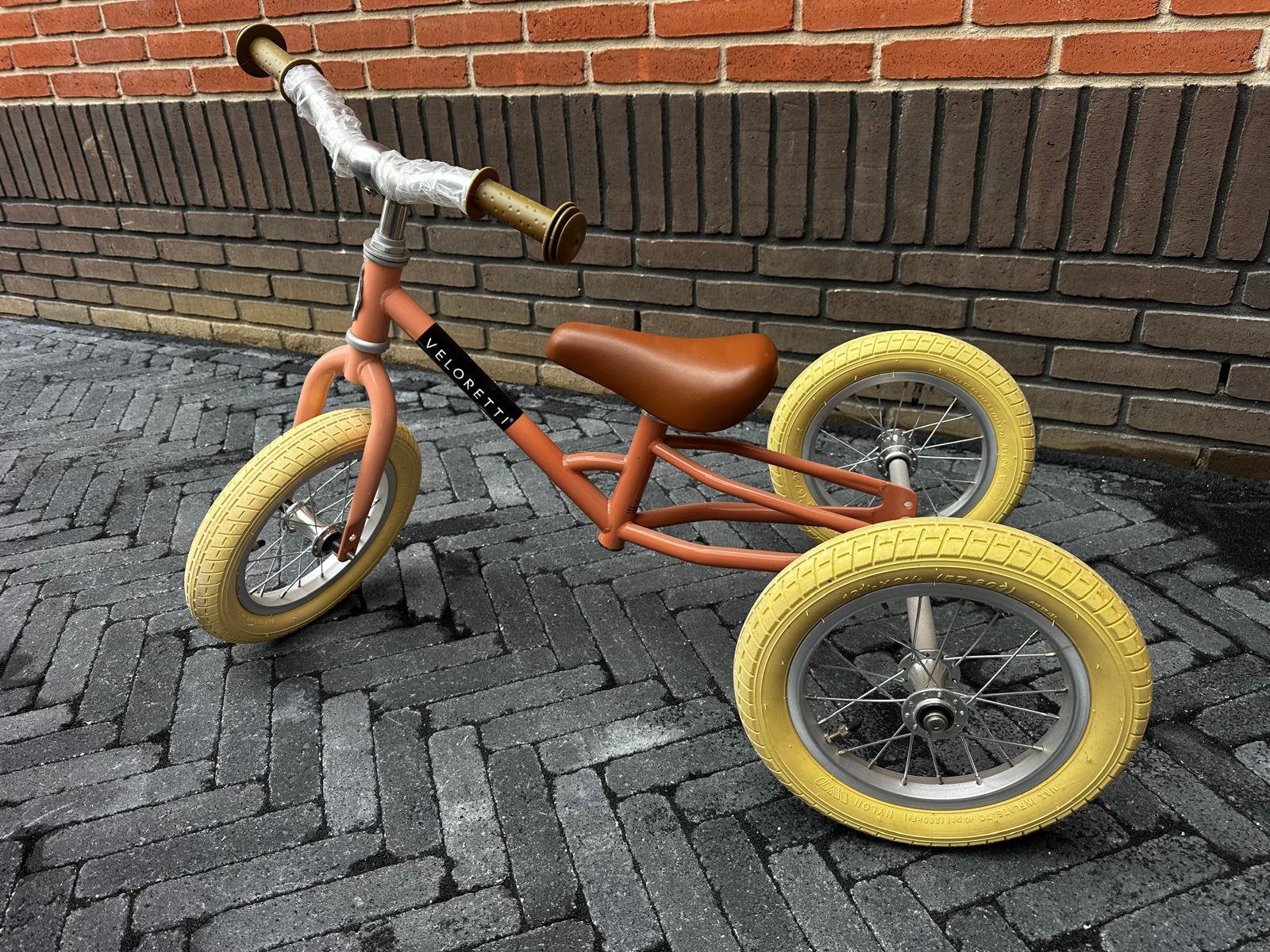 Veloretti Driewieler 2 in 1 Loopfiets met zijwieltjes, Ophalen, Zo goed als nieuw, X, X
