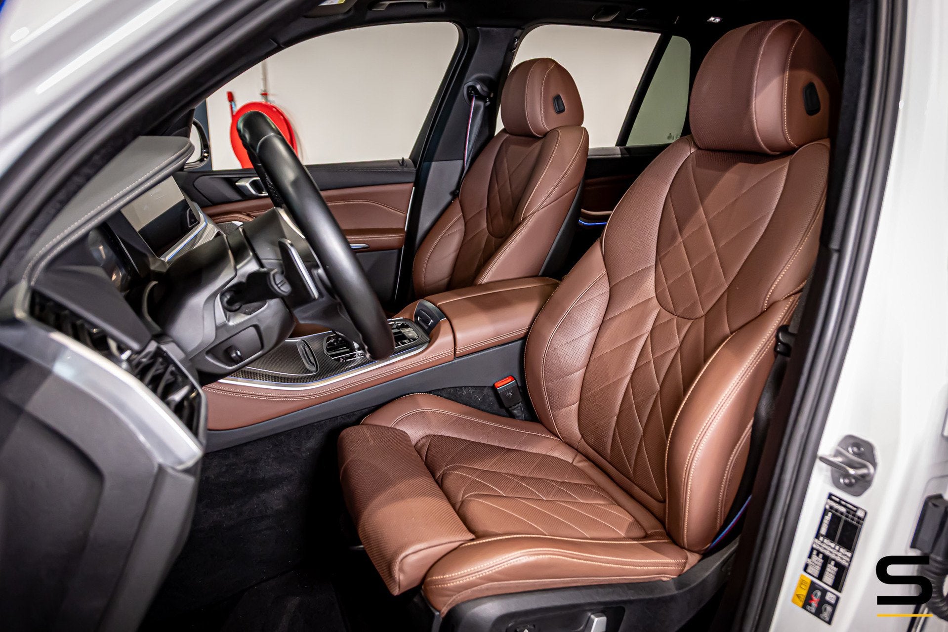 BMW X5 XDrive45e High Executive|M-sportPro|Pano|E-trekhaak, Auto's, Dealer onderhouden, Wit, Hybride Elektrisch/Benzine, 2998 cc