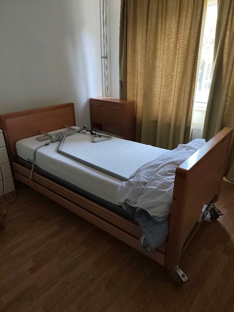 Elektrisch hoog laag bed, Ophalen, Verstelbaar, 90 cm, Eenpersoons