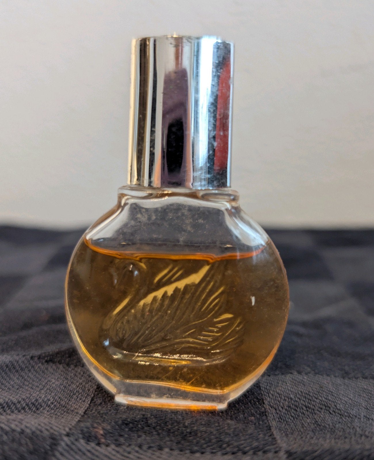 Gloria Vanderbilt Eau de Toilette miniatuur (ca. 7ml), Verzenden, Zo goed als nieuw, Parfumfles, Gevuld