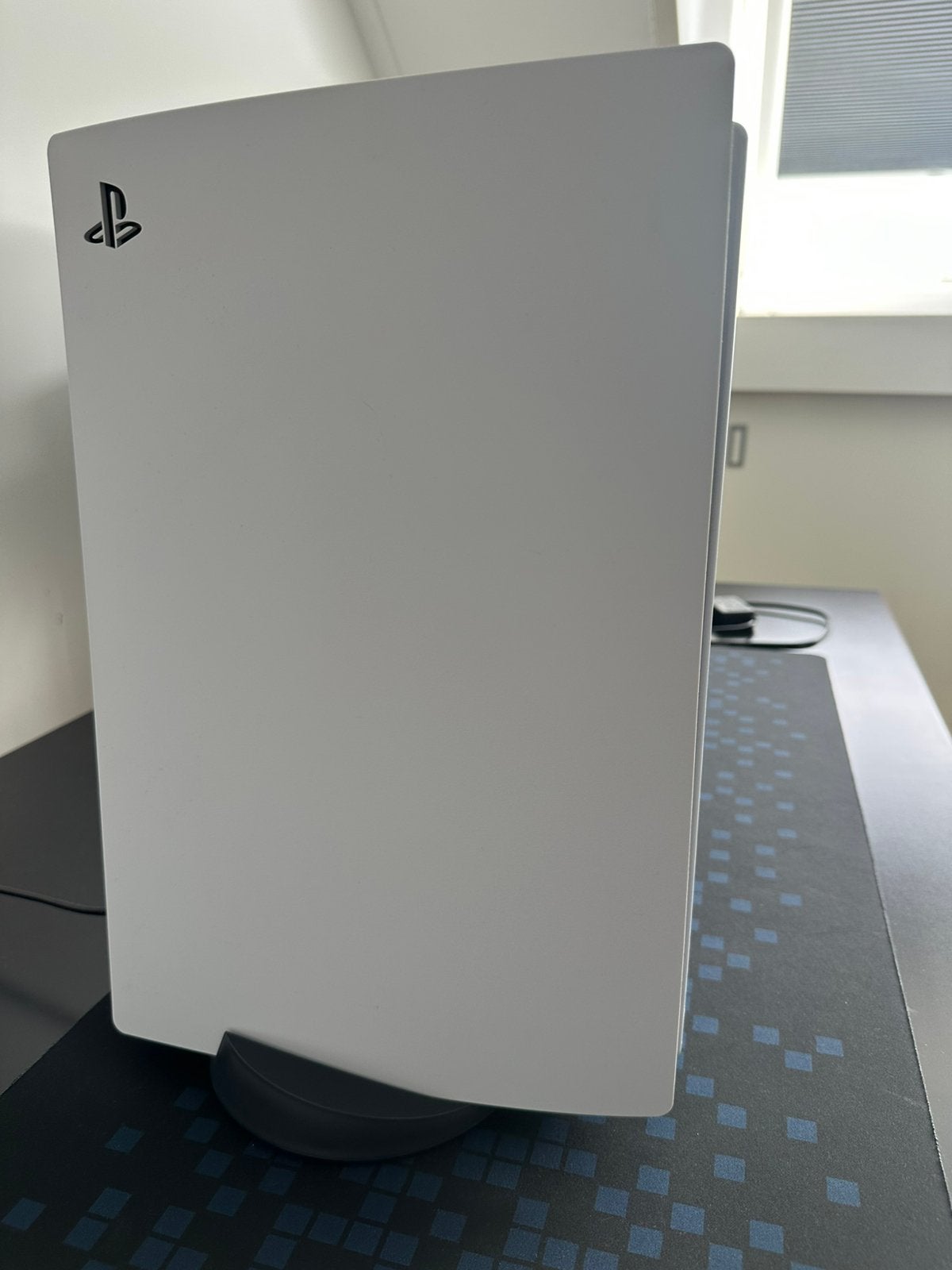 Foto 4 van Sony PlayStation 5 Disc twee controllers + charging station