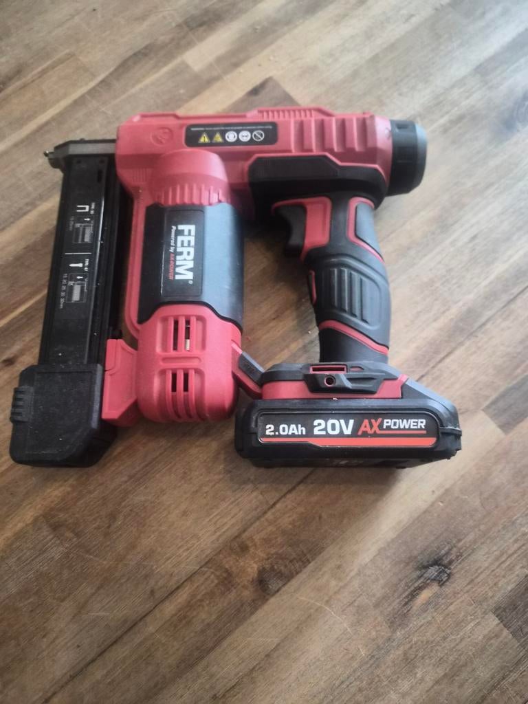 Ferm niet-/spijkerpistool 20V AX Power, Doe-het-zelf en Verbouw, Ophalen of Verzenden, Zo goed als nieuw