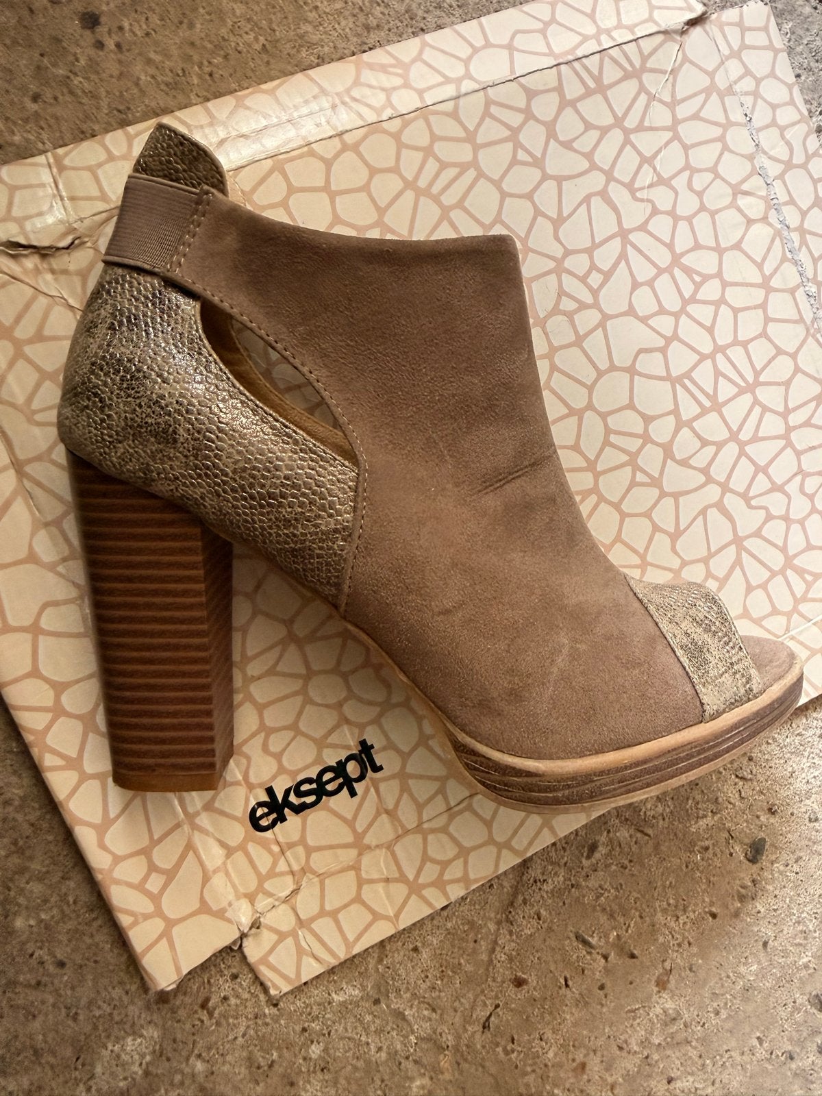Eksept open-toe enkellaarsjes maat 39, Kleding | Dames, Schoenen, Ophalen of Verzenden, Nieuw, Bruin, Lage of Enkellaarzen