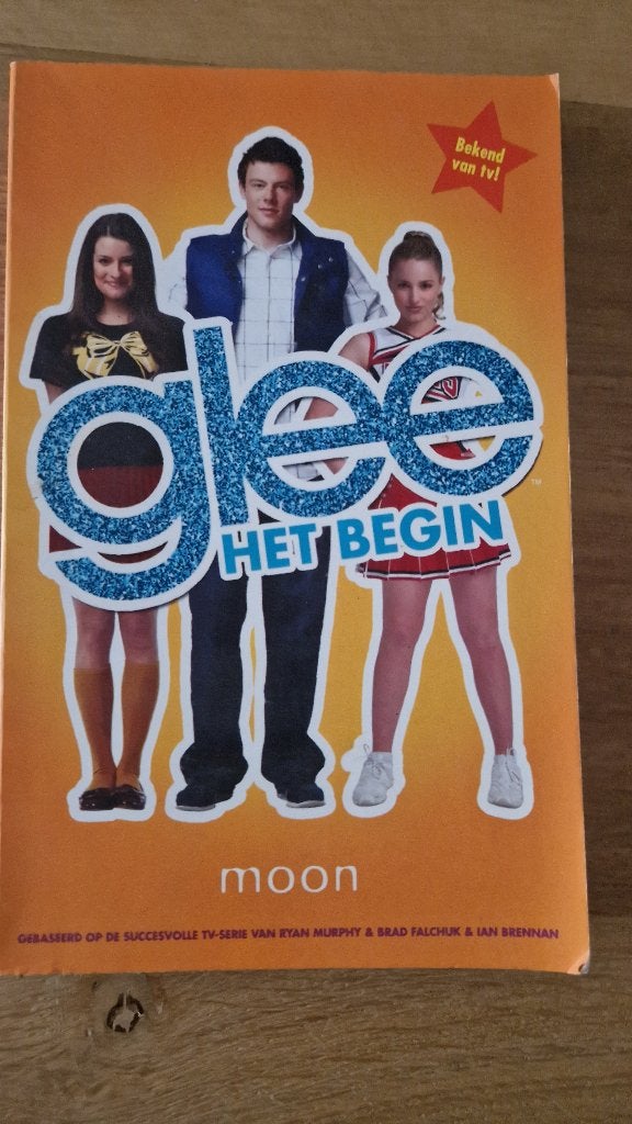 Glee Het begin  bekend van TV  - Sophia Lowell, Ophalen of Verzenden, Gelezen, Sophia Lowell
