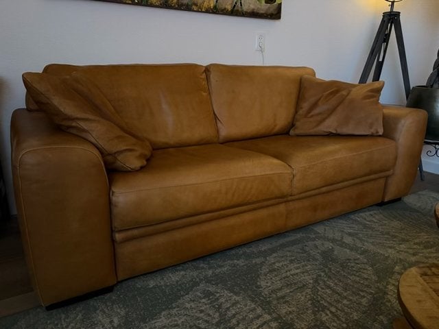 Leren bank cognac kleur, geschuurd leer, incl. kussens, Ophalen, Gebruikt, Driepersoons, Rechte bank