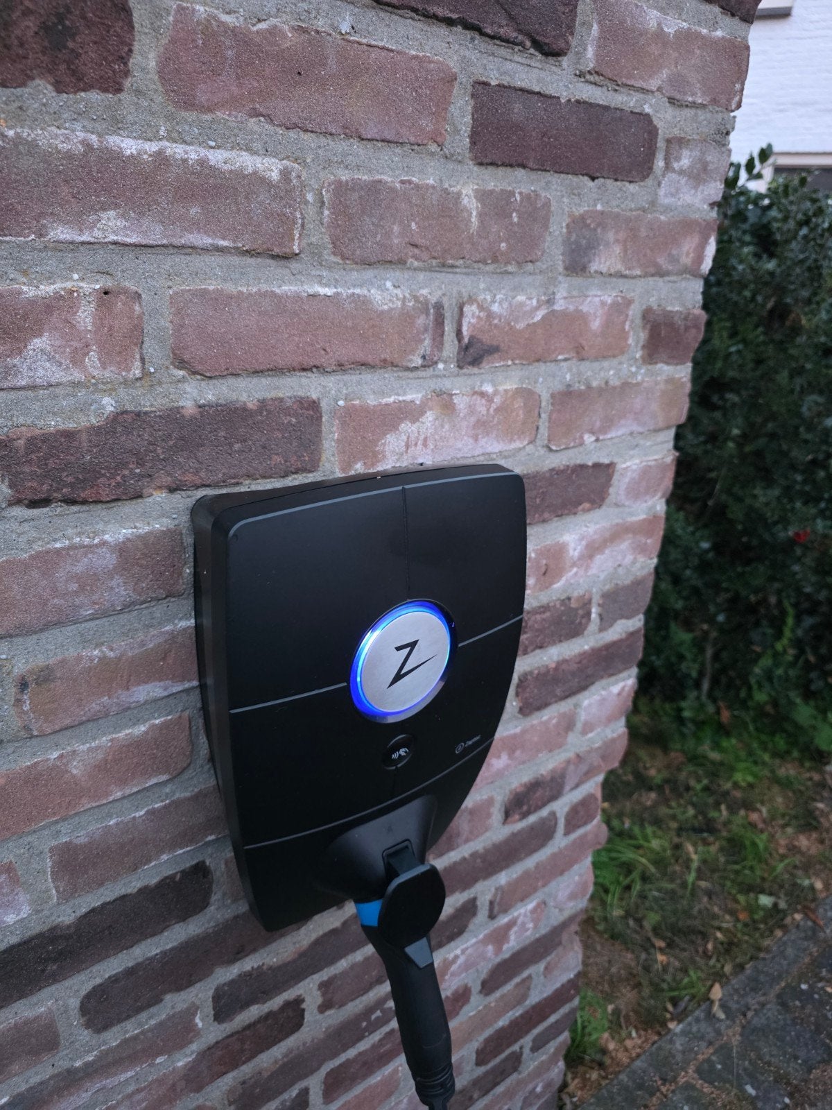 Zaptec Pro Laadpaal met Backplate, Ophalen of Verzenden, Zo goed als nieuw, Laadpaal