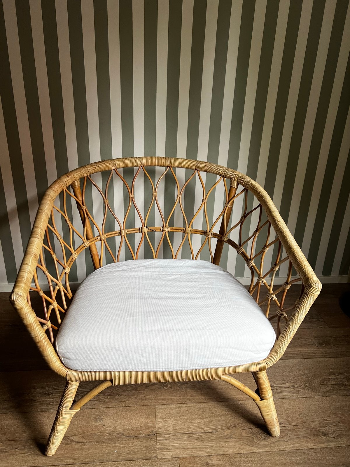 IKEA Rotan Stoel met kussen (rits defect), Ophalen, Gebruikt, Overige kleuren, Riet of Rotan