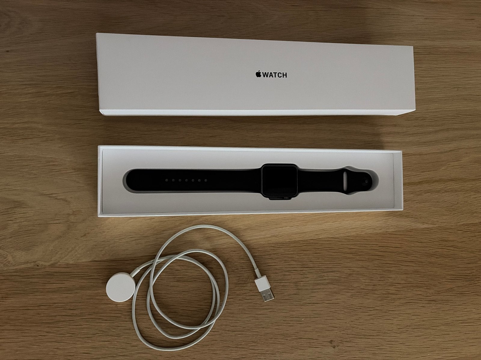 Apple Watch Series 1 42mm Zwart met Gebruikssporen, Gebruikt, Hartslag, Zwart, IOS