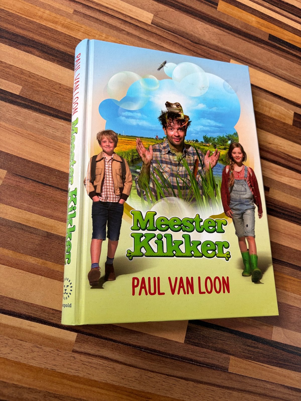 Meester Kikker - Paul van Loon (Zo goed als nieuw), Ophalen of Verzenden, Zo goed als nieuw, Fictie algemeen