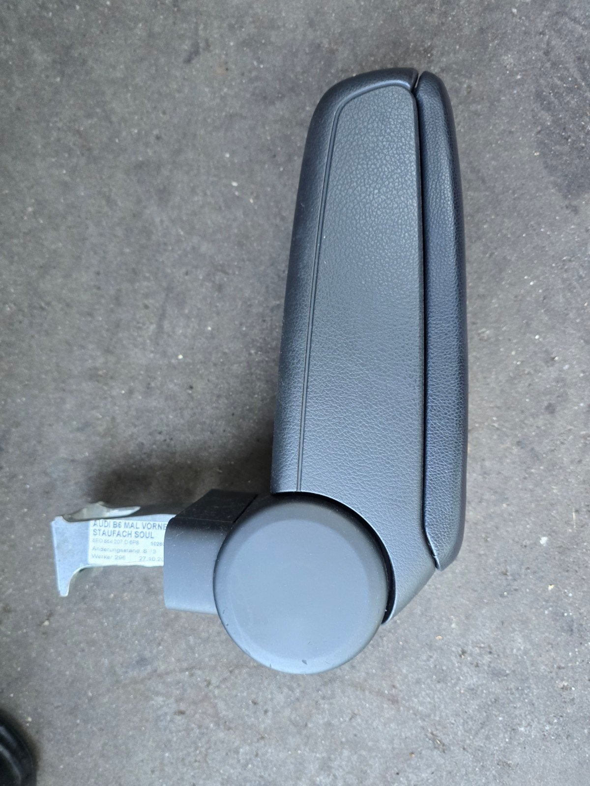 Originele Middenarmsteun Audi A4 B6 (Kleur: Soul), Ophalen, Audi