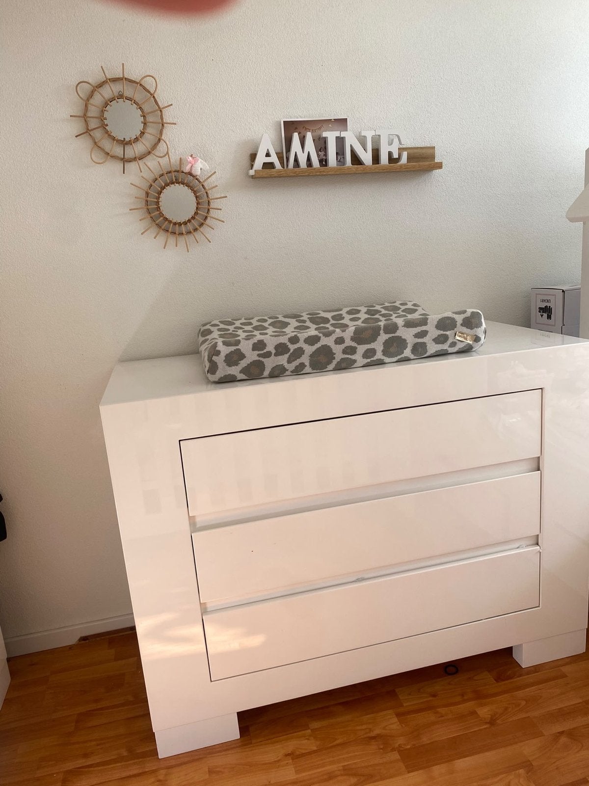 Complete Babykamer Set: Ledikant, Commode, Kledingkast