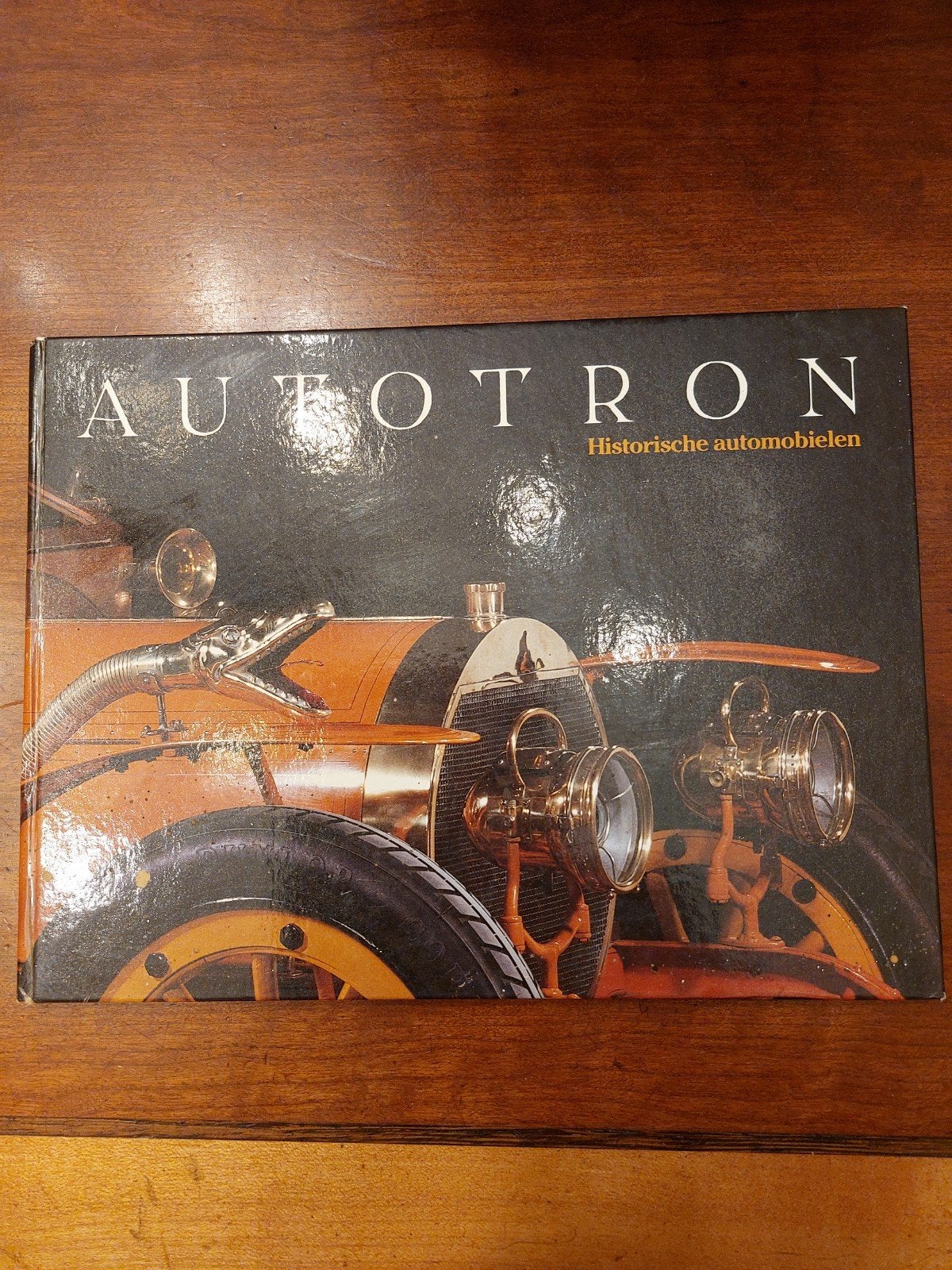 AUTOTRON Historische Automobielen Boek - DAF, Spyker, Boeken, Ophalen of Verzenden, Gelezen, M. Lips
