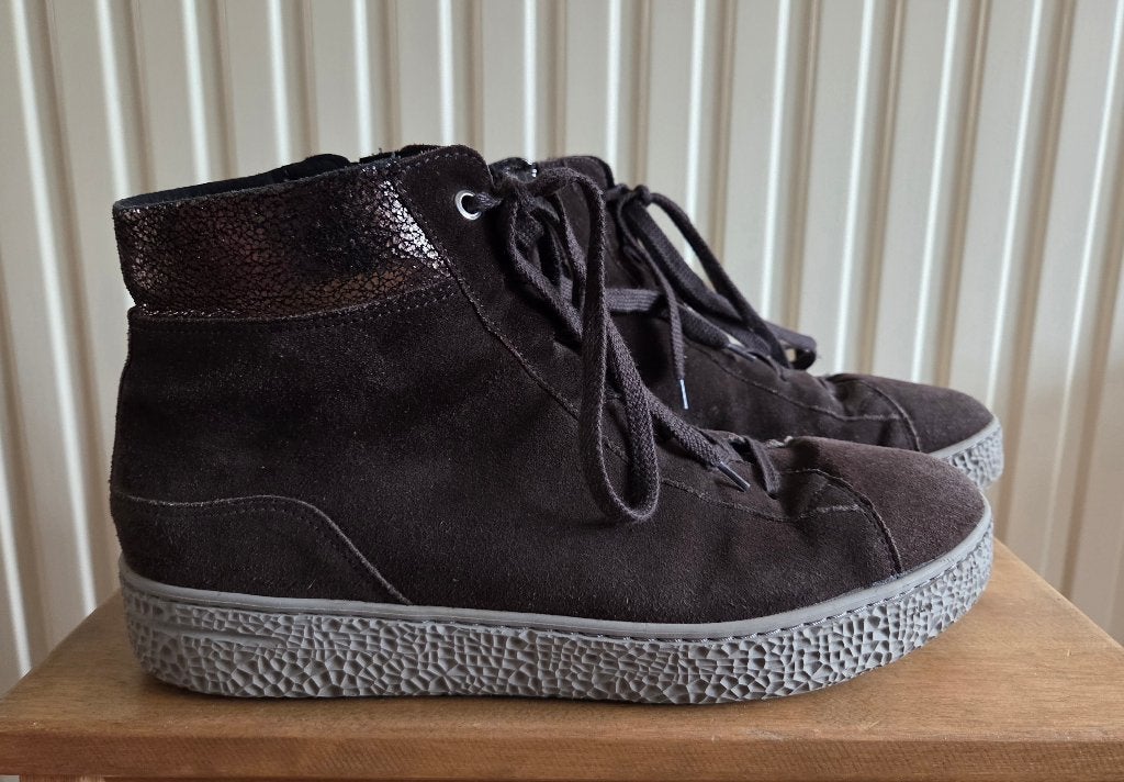 Hartjes maat 43 bruin, Bruin, Ophalen of Verzenden, Hartjes, Sneakers of Gympen