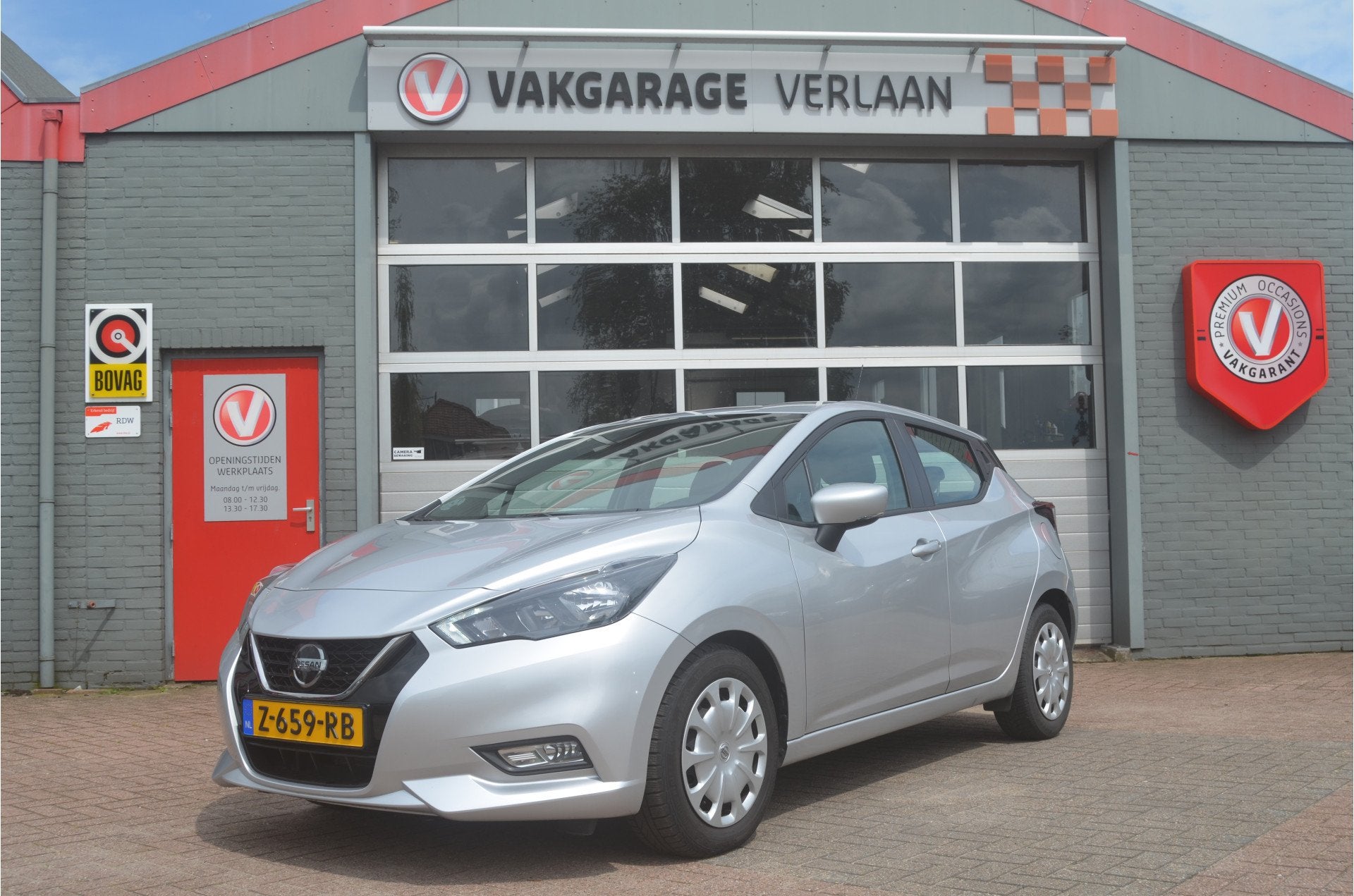 Nissan Micra 1.0 IG-T N-AUTOMAAT NAV. 12 mnd. gar., 12 maanden, Gebruikt, Euro 6, 49 €/maand