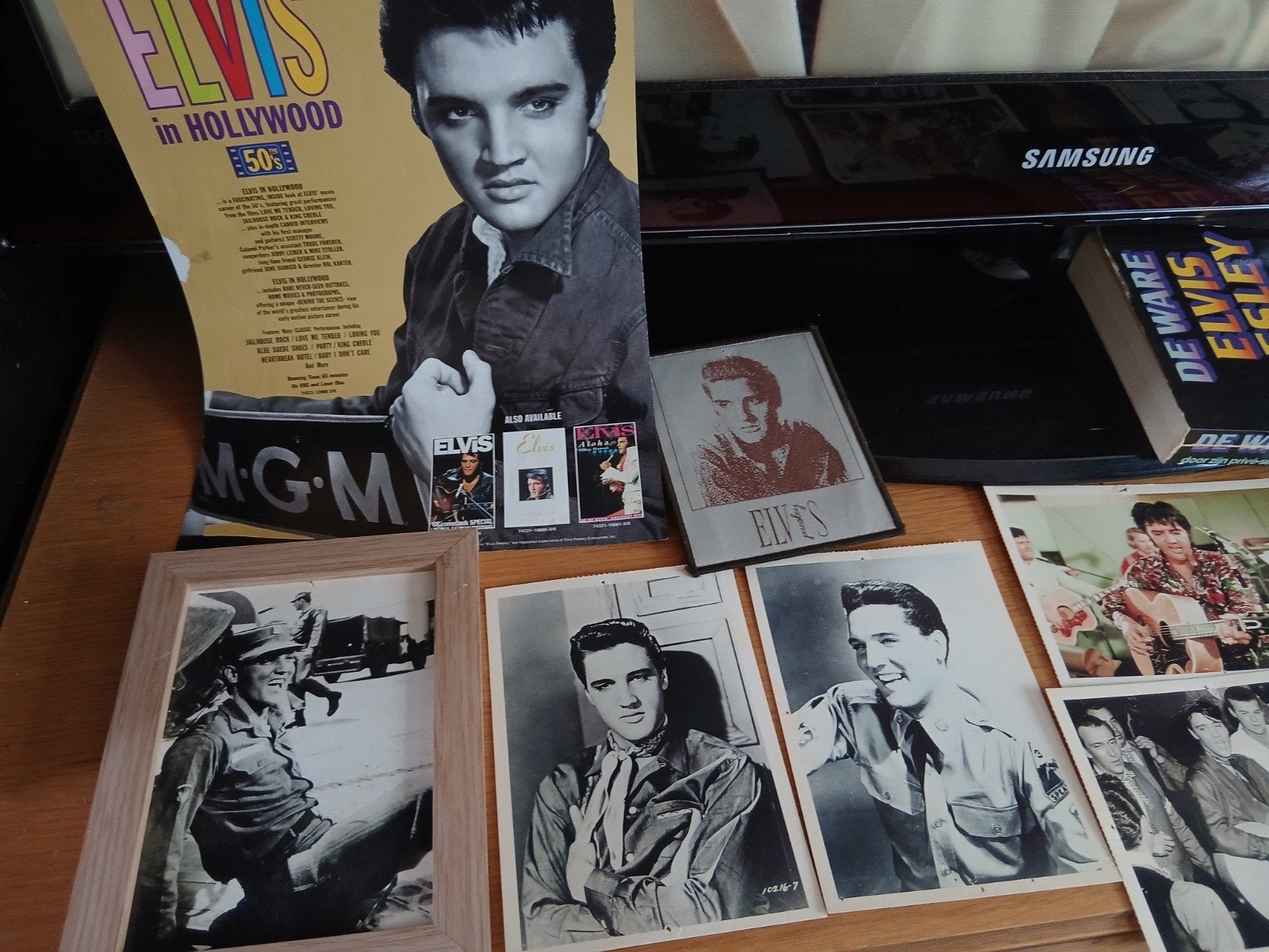 Elvis Presley Collectie: Boek, Foto's en Memorabilia, Verzamelen, Ophalen of Verzenden, Gebruikt, Boek, Tijdschrift of Artikel