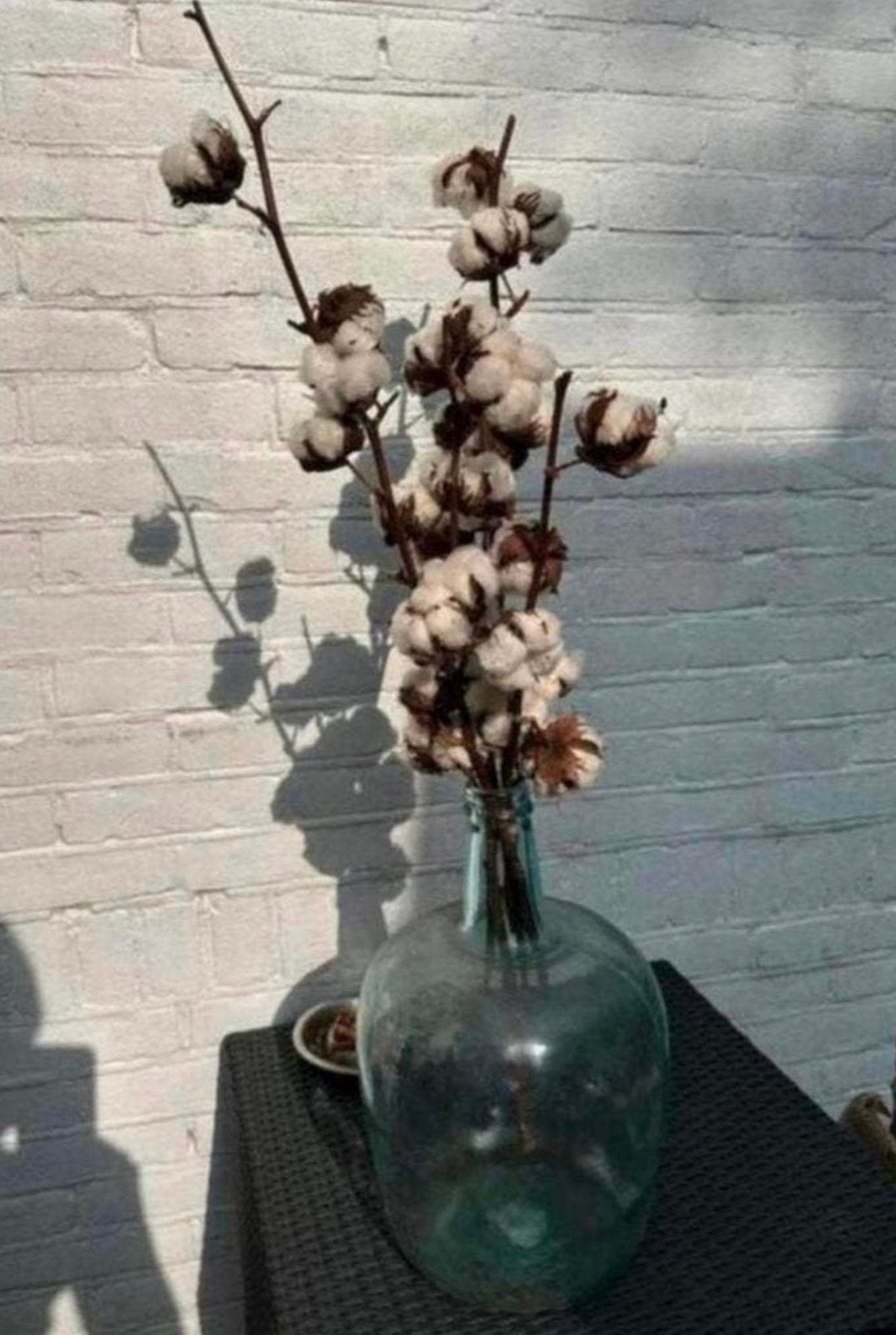 Blauwe gistfles van glas met katoentakken - droogbloemen, Ophalen of Verzenden, Zo goed als nieuw