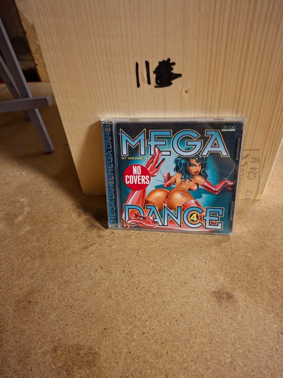 Mega Dance '97 Volume 4 CD - Dance muziek uit 1997, Ophalen of Verzenden, Gebruikt, Dance, Verzamelalbum