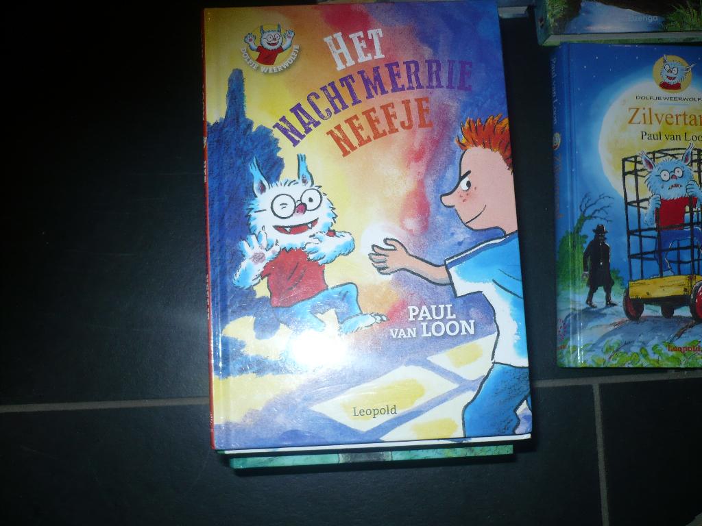 13 dolfje weerwolfje leesboeken, Fictie algemeen, Paul van Loon, Ophalen of Verzenden, Zo goed als nieuw